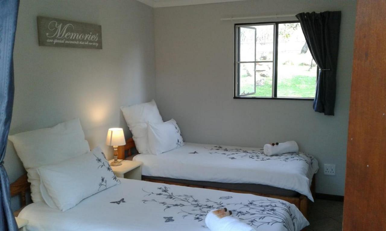 Blyde River Cabins Hoedspruit Extérieur photo